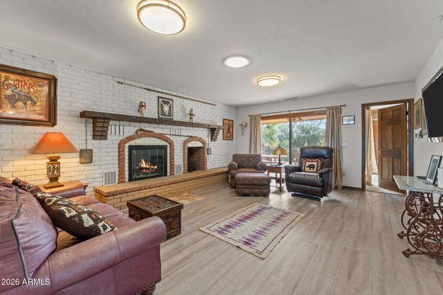 1325 W PALO VERDE Drive, Wickenburg, AZ 85390