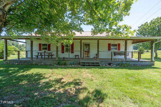 1135 Pleasant Hill Road, Chuckey, TN 37641
