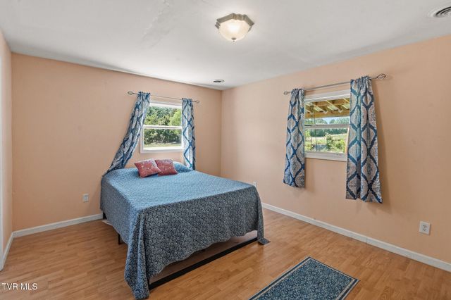 1135 Pleasant Hill Road, Chuckey, TN 37641
