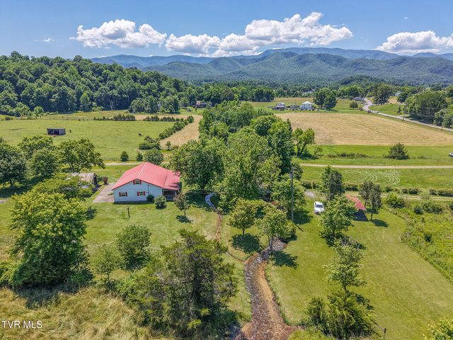 1135 Pleasant Hill Road, Chuckey, TN 37641