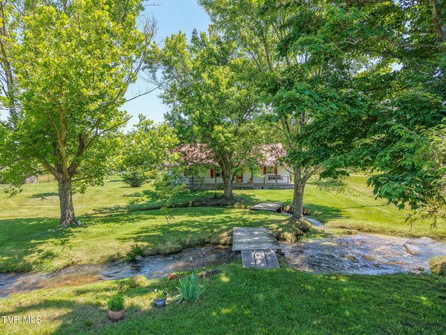 1135 Pleasant Hill Road, Chuckey, TN 37641