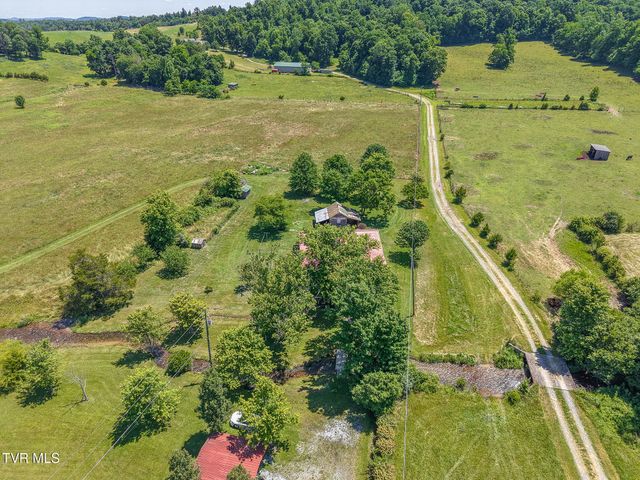 1135 Pleasant Hill Road, Chuckey, TN 37641