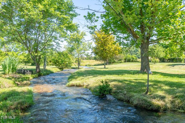 1135 Pleasant Hill Road, Chuckey, TN 37641