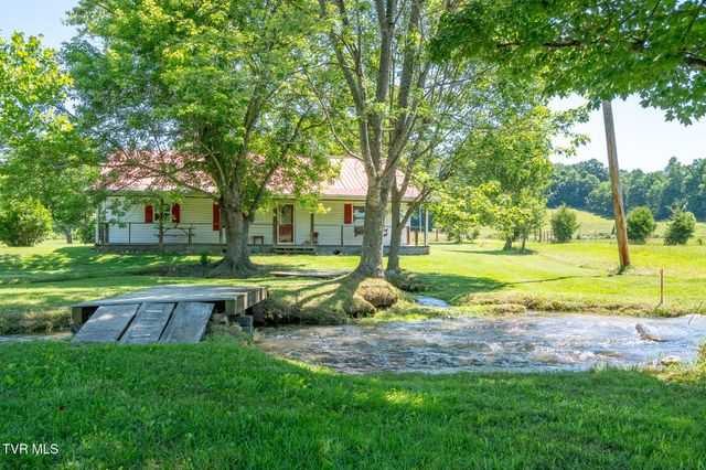 1135 Pleasant Hill Road, Chuckey, TN 37641
