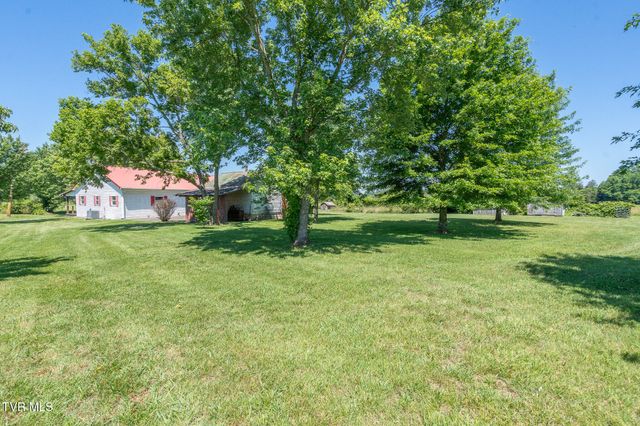 1135 Pleasant Hill Road, Chuckey, TN 37641