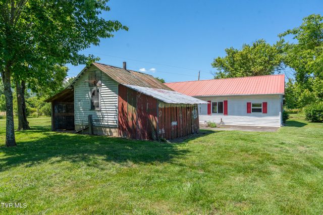 1135 Pleasant Hill Road, Chuckey, TN 37641