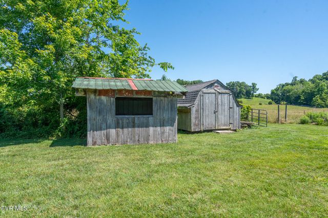 1135 Pleasant Hill Road, Chuckey, TN 37641