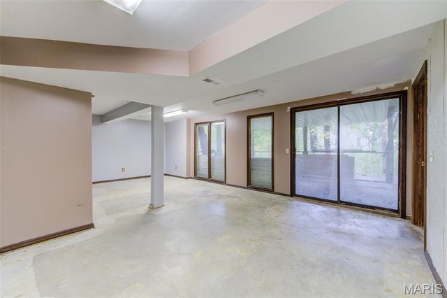 533 Snipes Drive, St Charles, MO 63303
