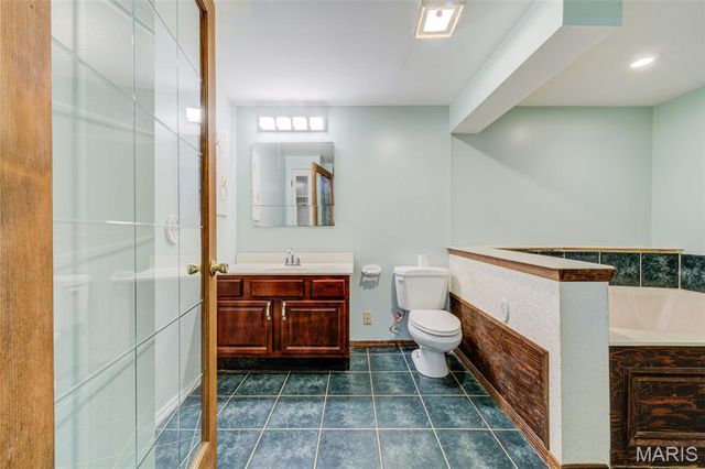 533 Snipes Drive, St Charles, MO 63303