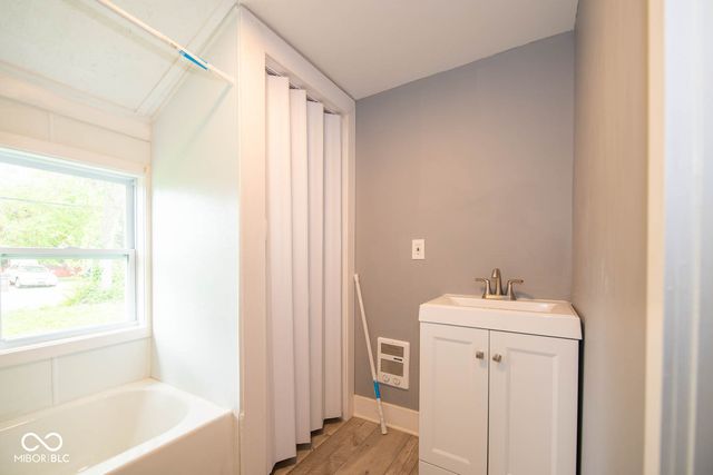 246 N Beville Avenue, Indianapolis, IN 46201