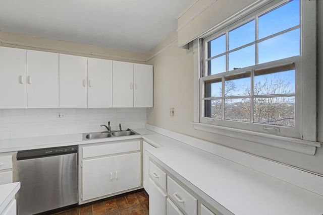 3317 Long Blvd Apt D5, Nashville, TN 37203