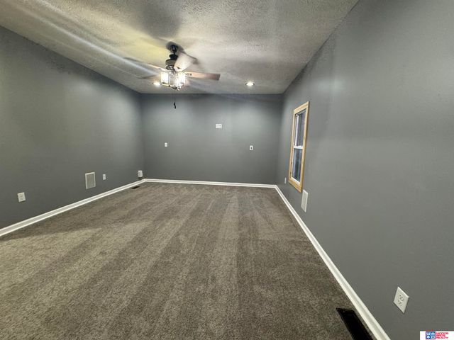 310 Thayer Street, Beatrice, NE 68310