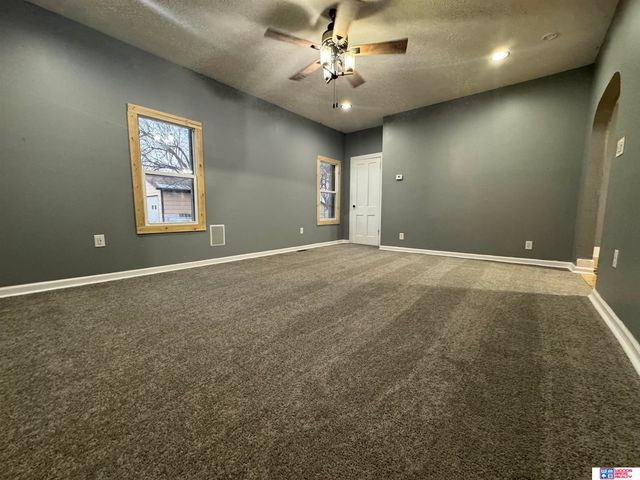 310 Thayer Street, Beatrice, NE 68310