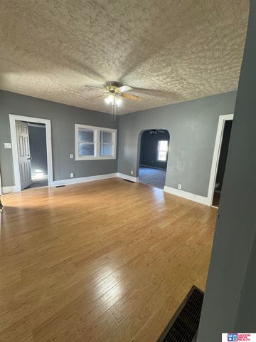 310 Thayer Street, Beatrice, NE 68310