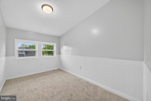 3026 ROSALIND AVE, Baltimore, MD 21215