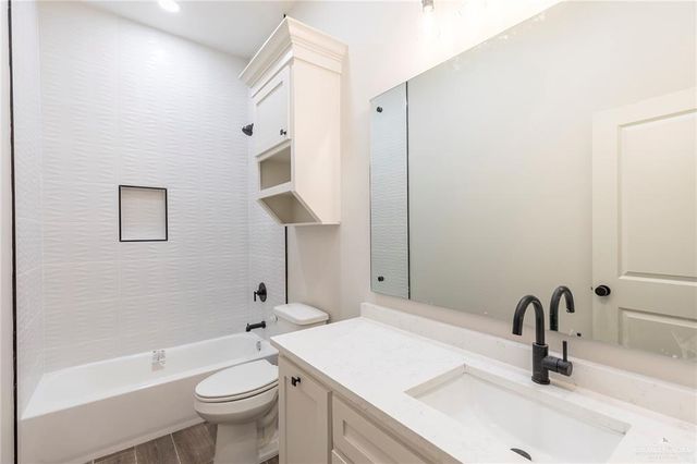 708 Iowa Avenue, Mercedes, TX 78570