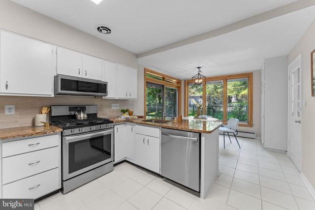 11712 BERWICK RD, Silver Spring, MD 20904