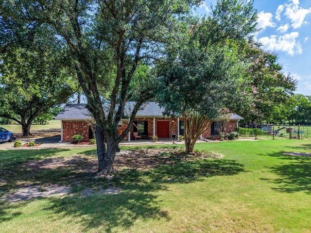 2767 County Road 1112, Brashear, TX 75420