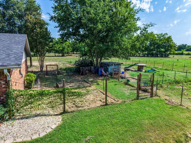2767 County Road 1112, Brashear, TX 75420