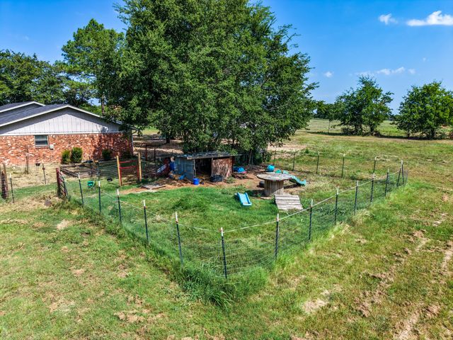 2767 County Road 1112, Brashear, TX 75420
