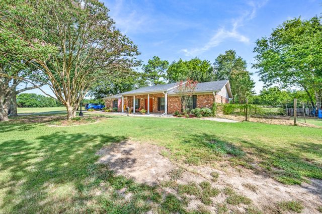 2767 County Road 1112, Brashear, TX 75420