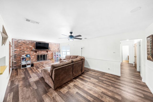 2767 County Road 1112, Brashear, TX 75420