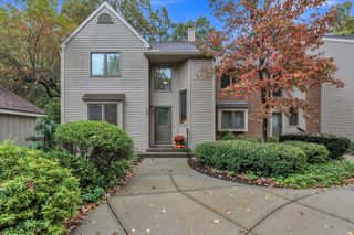 770 Salisbury Street 201, Worcester, MA 01609