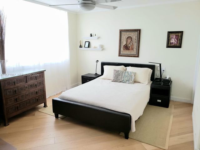 801 Brickell Bay Drive 1767, Miami, FL 33131