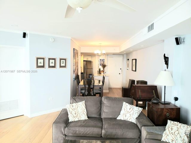 801 Brickell Bay Drive 1767, Miami, FL 33131