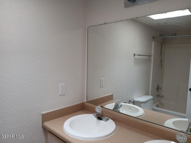 11309 CHARLES REYNOLDS Lane, El Paso, TX 79934