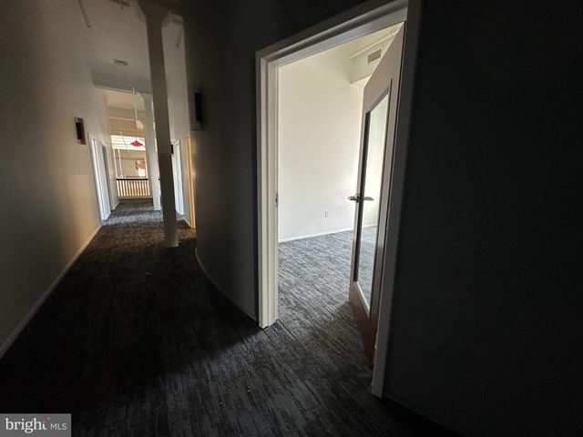 40 N CHRISTIAN ST #202 OFFICE 305, Lancaster, PA 17602