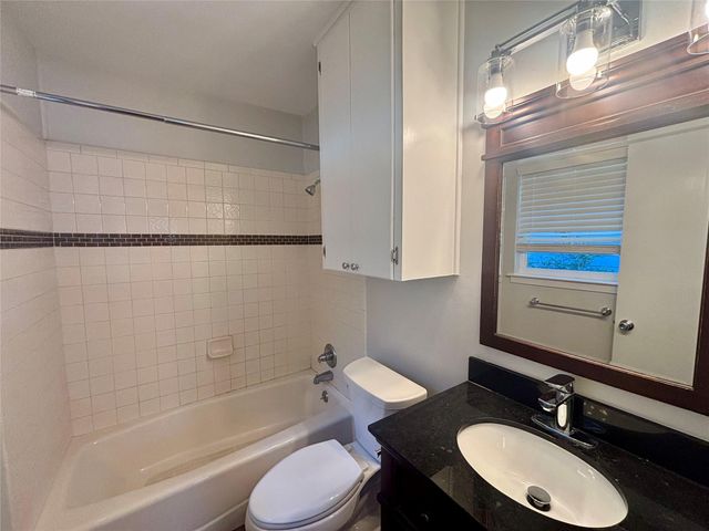 5408 Sunshine DR A, Austin, TX 78756