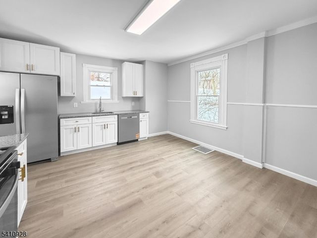 564 Warren St, Phillipsburg Town, NJ 08865