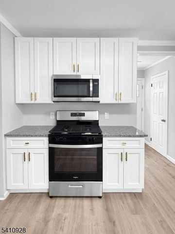 564 Warren St, Phillipsburg Town, NJ 08865