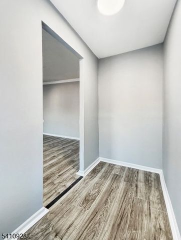 564 Warren St, Phillipsburg Town, NJ 08865