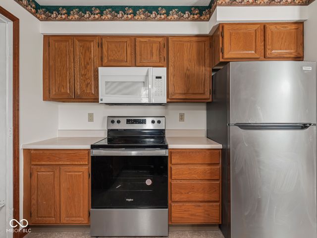 3622 W Starlight Drive, Connersville, IN 47331