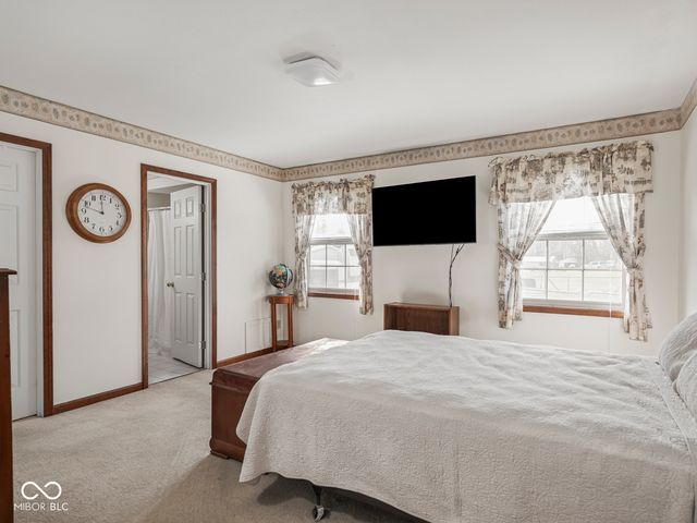 3622 W Starlight Drive, Connersville, IN 47331