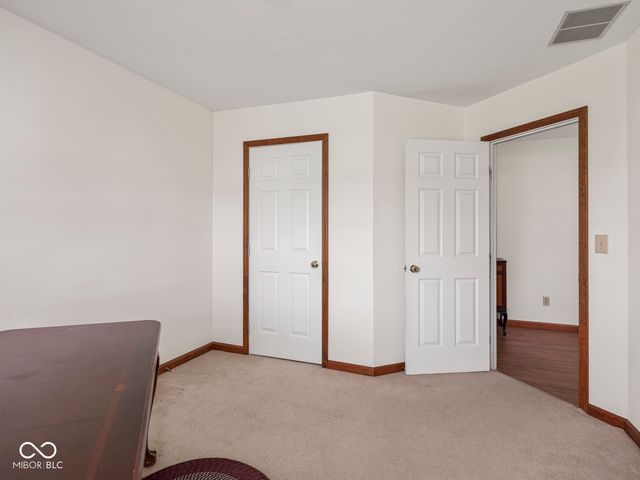 3622 W Starlight Drive, Connersville, IN 47331