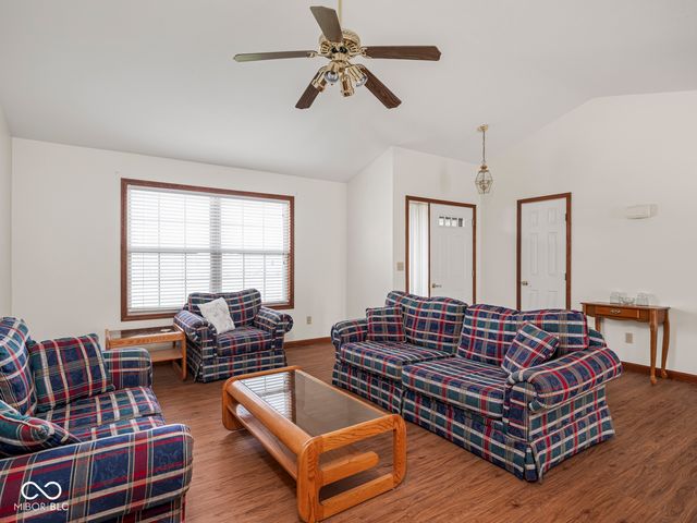 3622 W Starlight Drive, Connersville, IN 47331