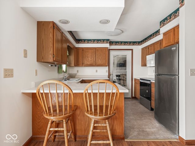 3622 W Starlight Drive, Connersville, IN 47331