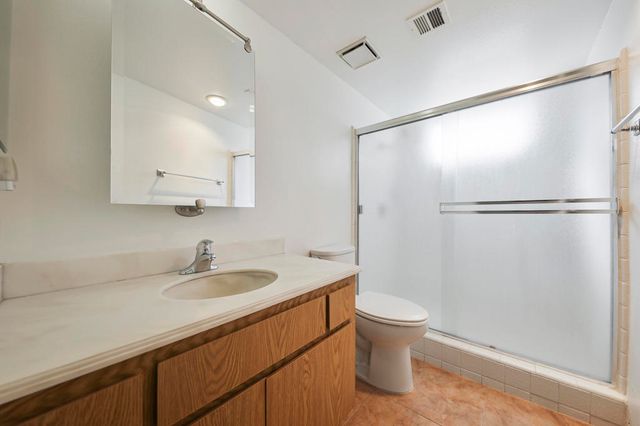 40953 Inverness Way, Palm Desert, CA 92211