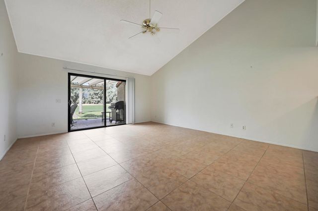 40953 Inverness Way, Palm Desert, CA 92211