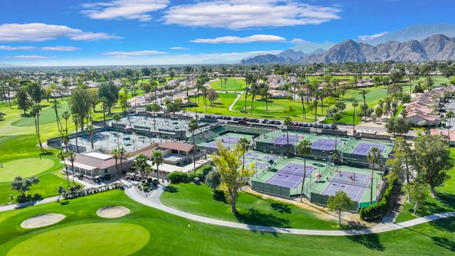 40953 Inverness Way, Palm Desert, CA 92211
