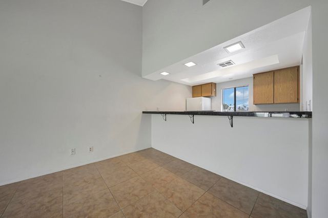 40953 Inverness Way, Palm Desert, CA 92211