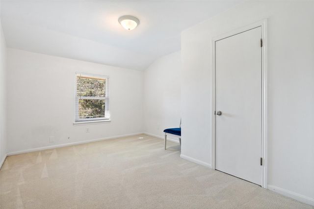 6906 One Oak RD, Austin, TX 78749