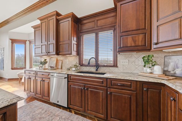 532 N Belle Terre Cir, Wichita, KS 67230