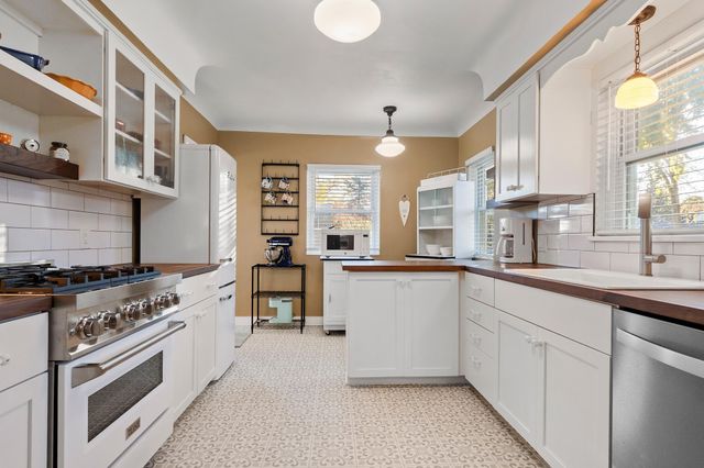 1019 Ash Street, Alexandria, MN 56308