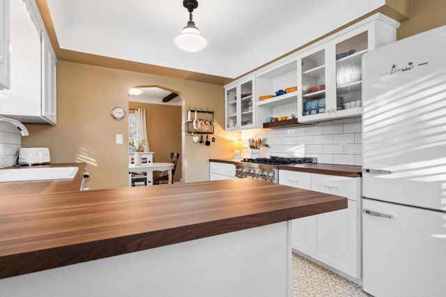 1019 Ash Street, Alexandria, MN 56308