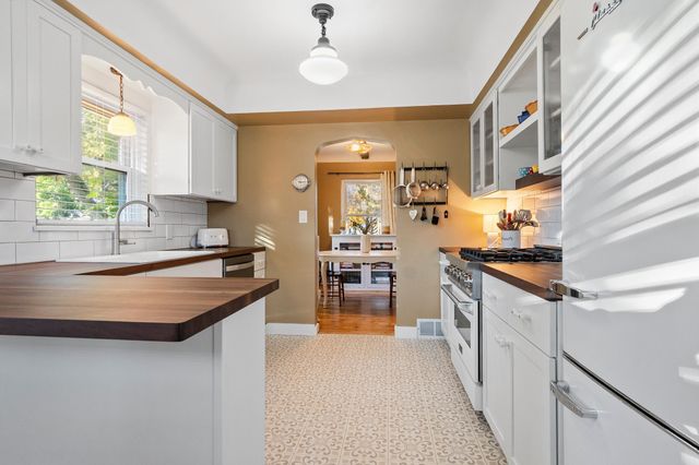 1019 Ash Street, Alexandria, MN 56308