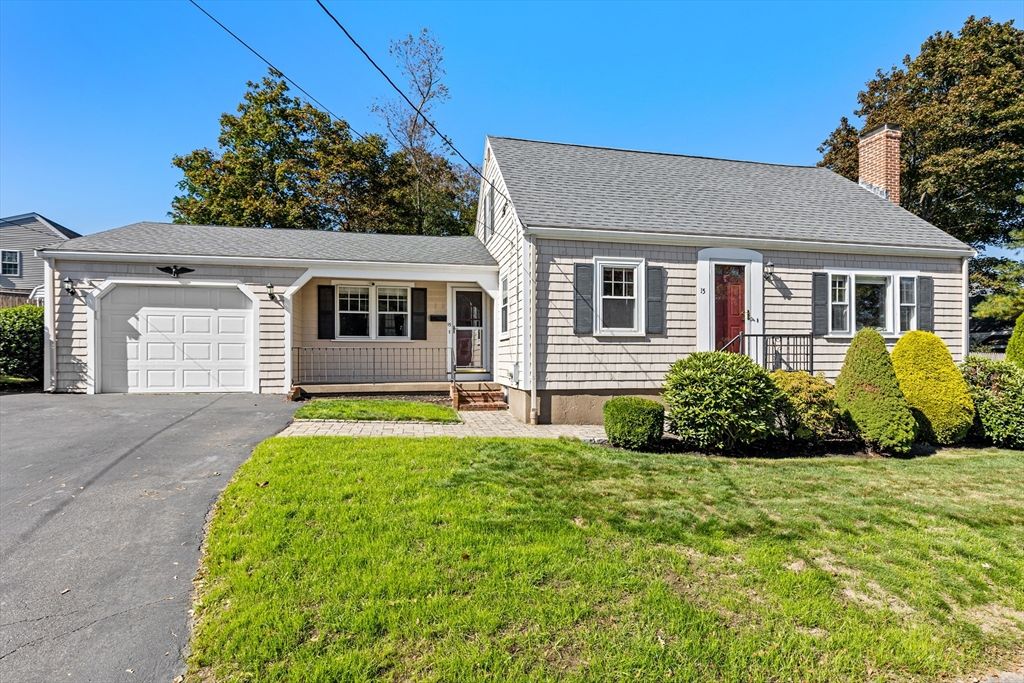 15 Christine Ter, Weymouth, MA 02190